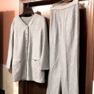 St John Pant Suit / Couture / Silver Grey